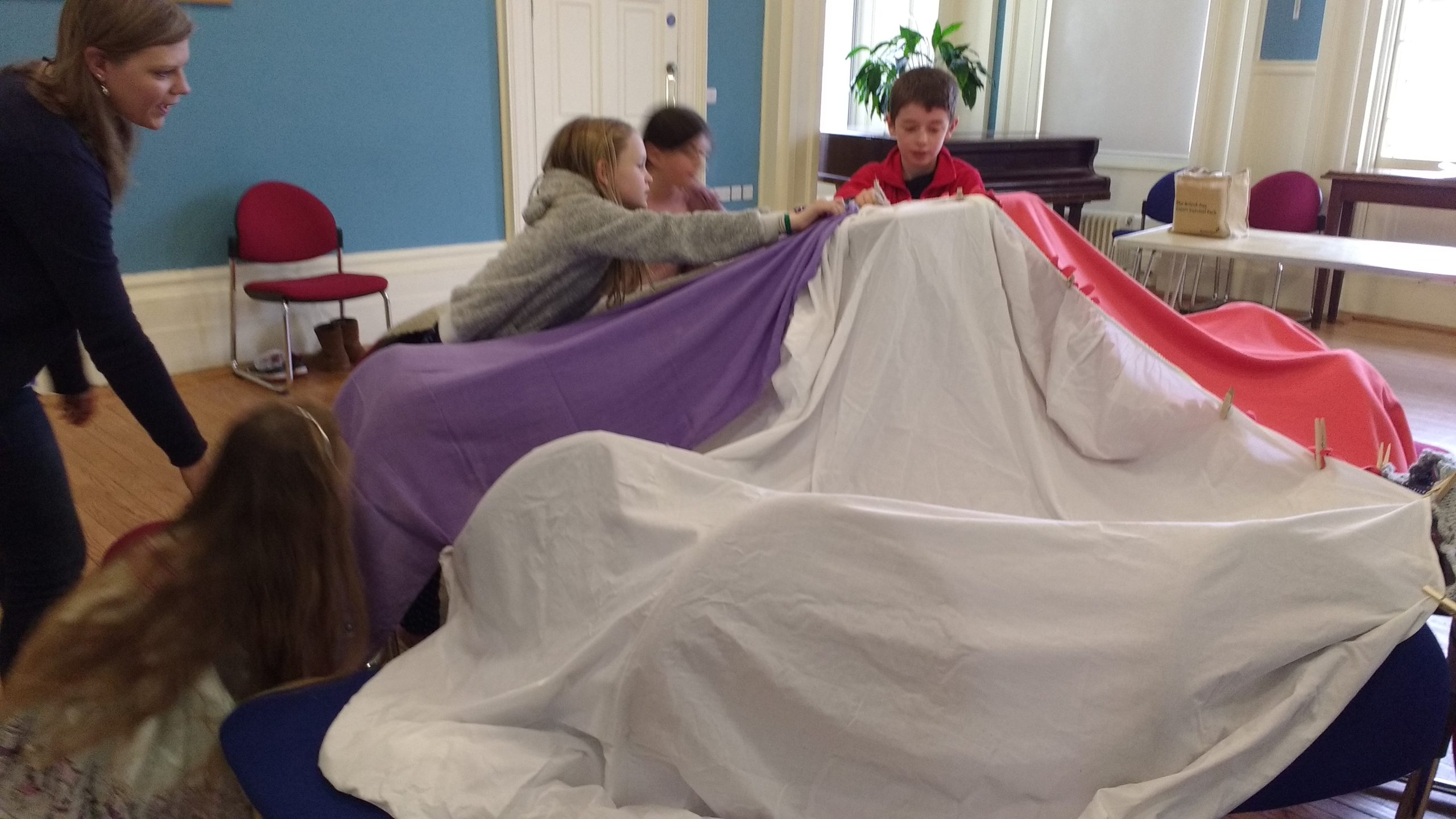Epic Explorers: Discovery Dens